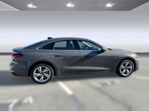 Used 2025 Audi A5 2.0T Premium w/ Convenience Package AWD/4WD image 37