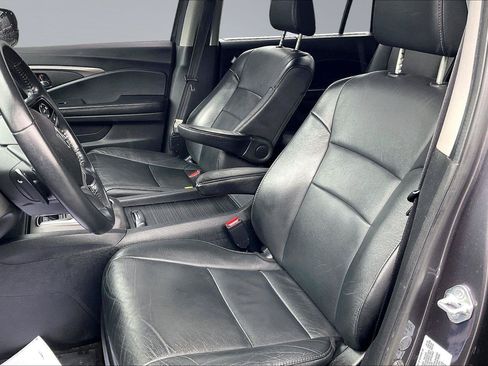 Used 2021 Honda Pilot Special Edition image 25