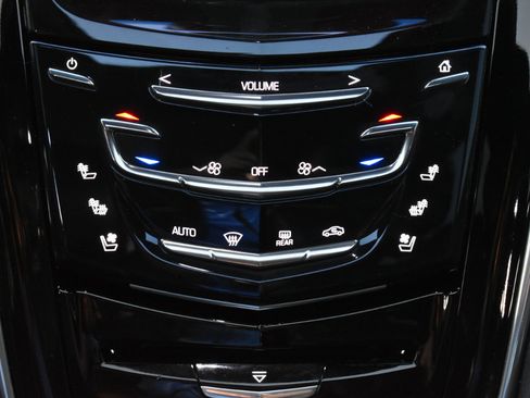 Used 2018 Cadillac Escalade Platinum image 20