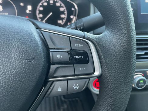 Used 2022 Honda Accord LX image 17