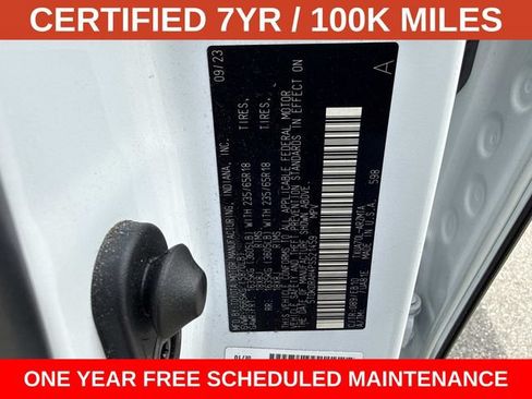 Used 2023 Toyota Highlander XLE FWD image 30