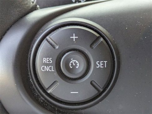 Used 2020 MINI Cooper SE w/ 6.5" Touchscreen Package image 26