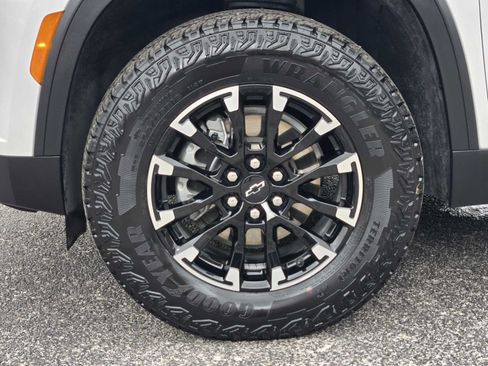 Certified 2024 Chevrolet Traverse Z71 AWD/4WD image 13