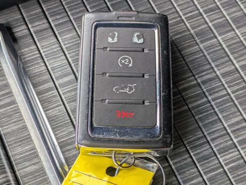 Used 2024 Jeep Wagoneer Series II w/ Flexible Seating Group AWD/4WD image 28