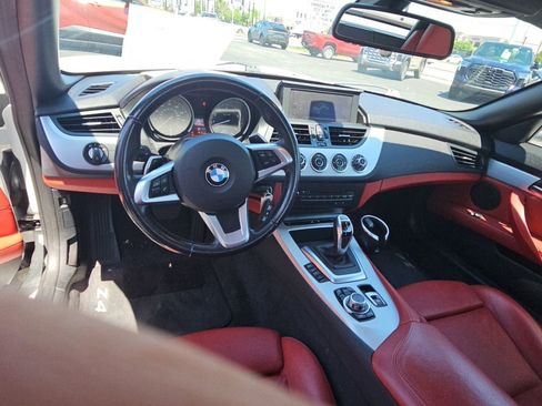Used 2012 BMW Z4 sDrive35i RWD image 9