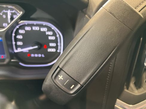 Used 2022 GMC Sierra 2500 SLT w/ SLT Preferred Package image 24