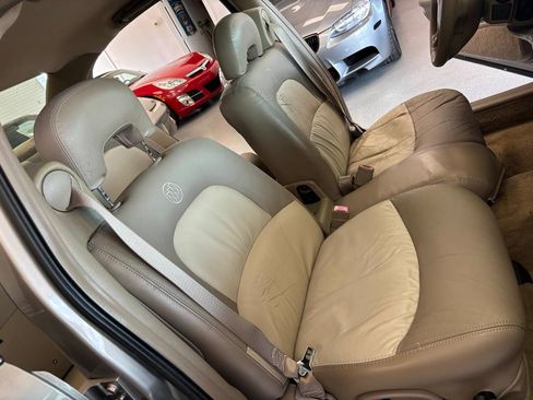 Used 2003 Buick Le Sabre Limited w/ Celebration Edition Package FWD image 16