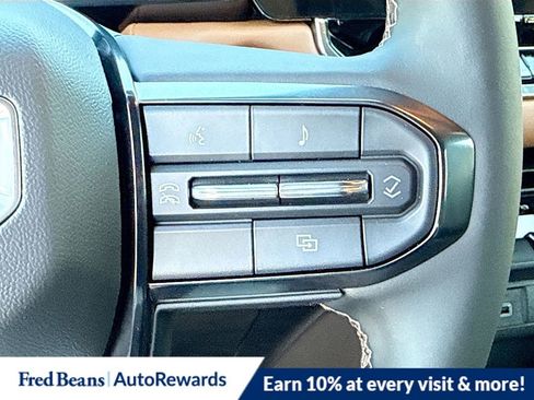 New 2025 GMC Canyon AT4 w/ Nightfall Edition image 35