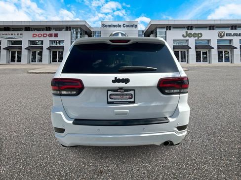 Used 2020 Jeep Grand Cherokee Altitude RWD image 7