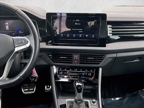 Used 2025 Volkswagen Jetta Sport FWD image 8