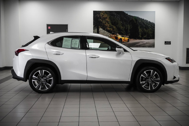 Used 2024 Lexus UX 250h FWD image 5