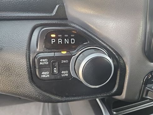 Used 2021 RAM 1500 Big Horn image 16