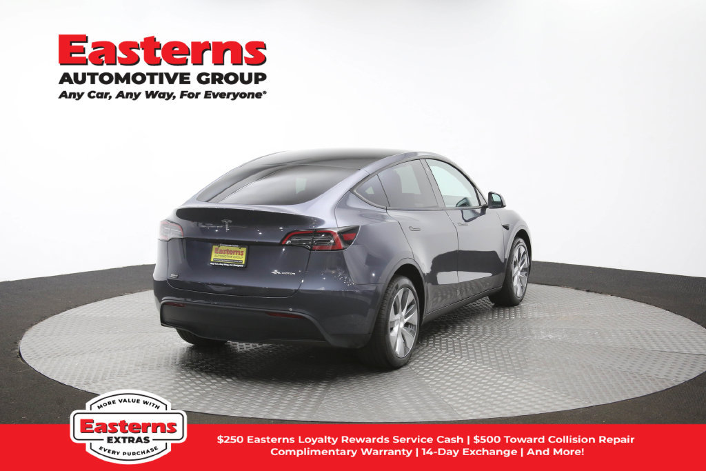 Used 2023 Tesla Model Y Long Range AWD/4WD image 35