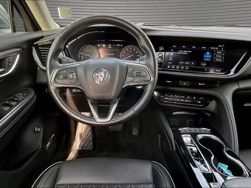 Used 2022 Buick Envision Avenir w/ Technology Package II AWD/4WD image 8