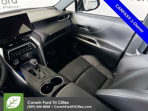 Used 2024 Toyota Venza Nightshade image 28