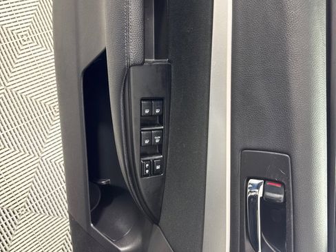 Used 2014 Subaru Outback 2.5i Premium w/ Moonroof Package image 11