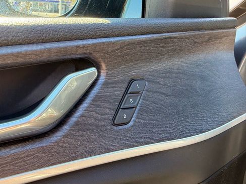 New 2025 Jeep Grand Cherokee Limited image 11