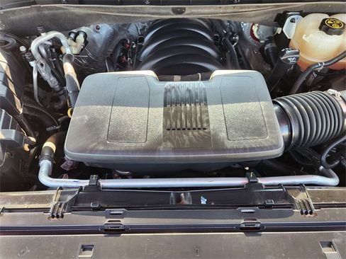 Used 2023 Chevrolet Tahoe RST image 40