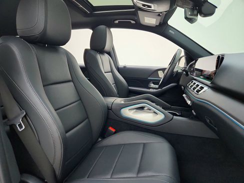 Certified 2022 Mercedes-Benz GLE 350 w/ Premium Package image 22