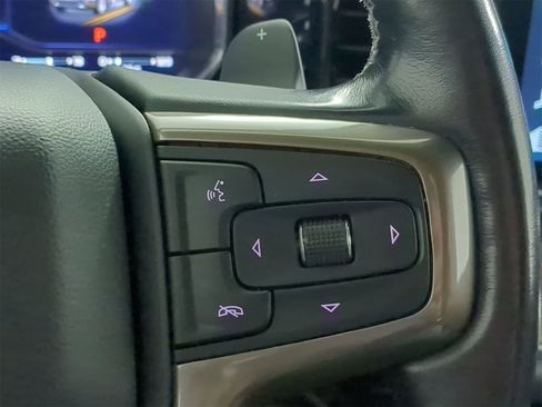 Used 2022 Chevrolet Silverado 1500 High Country w/ Technology Package image 23