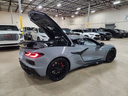 Used 2025 Chevrolet Corvette Z06 image 54