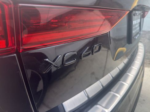 New 2026 Volvo XC60 B5 Ultra w/ Climate Package image 30