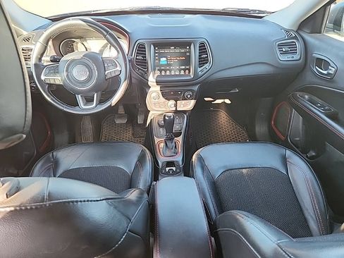 Used 2018 Jeep Compass Trailhawk AWD/4WD image 31
