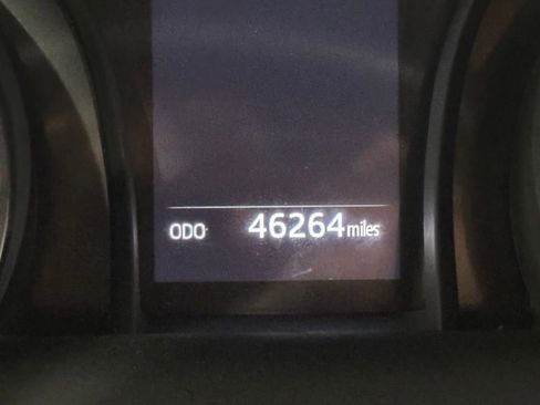 Used 2024 Toyota Camry SE image 12