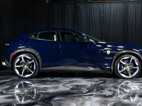 Used 2026 Ferrari Purosangue AWD/4WD image 2