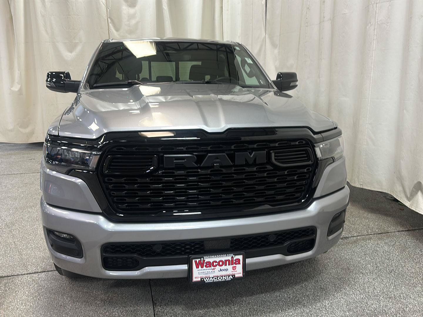 Used 2025 RAM 1500 Big Horn AWD/4WD image 8