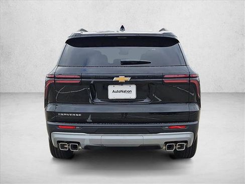 New 2026 Chevrolet Traverse LT w/ Driver Confidence Package image 8