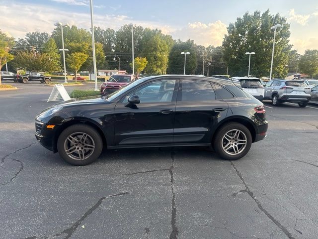 Used 2018 Porsche Macan AWD/4WD image 4