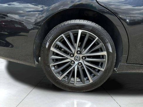Used 2022 Lexus ES 250 w/ Premium Package AWD/4WD image 54