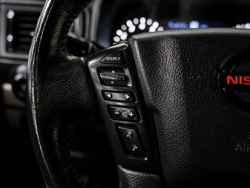 Used 2021 Nissan Titan PRO-4X w/ Off Road Protection Package image 20