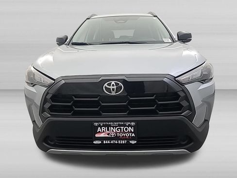 Used 2026 Toyota Corolla Cross LE FWD image 10