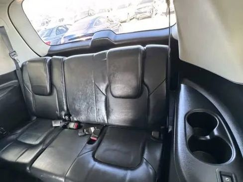Used 2017 Nissan Armada Platinum w/ Captain Seat Package RWD image 19