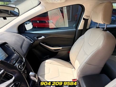 Used 2016 Ford Focus Titanium w/ Exterior Protection Package FWD image 21