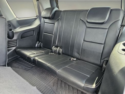 Used 2018 Chevrolet Tahoe LS RWD image 15