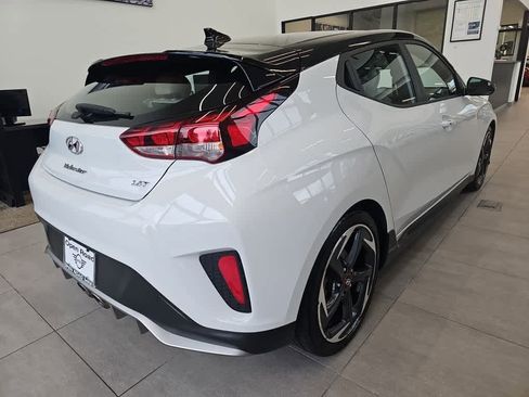 Used 2019 Hyundai Veloster Turbo Ultimate FWD image 3
