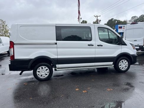 Used 2024 Ford Transit 250 Low Roof w/ Exterior Upgrade Package image 8