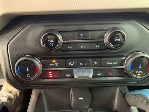 Used 2022 Ford Bronco Wildtrak AWD/4WD image 32