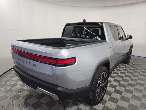 Used 2022 Rivian R1T Launch Edition image 5