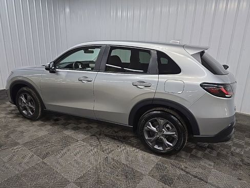 Certified 2026 Honda HR-V LX image 4