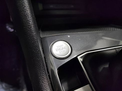 Used 2024 Volkswagen Tiguan Wolfsburg Edition image 36