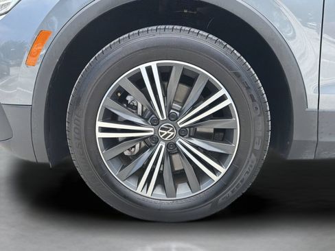 Used 2024 Volkswagen Tiguan Wolfsburg Edition FWD image 33