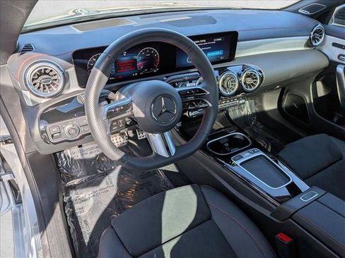 Certified 2026 Mercedes-Benz CLA 250 image 10