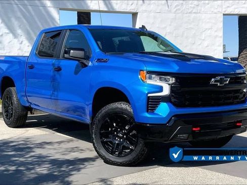 New 2025 Chevrolet Silverado 1500 LT Trail Boss w/ Convenience Package II AWD/4WD image 2