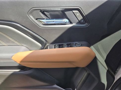 New 2026 GMC Canyon AT4 w/ Nightfall Edition AWD/4WD image 11