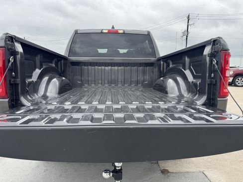 Used 2025 RAM 1500 Big Horn AWD/4WD image 31