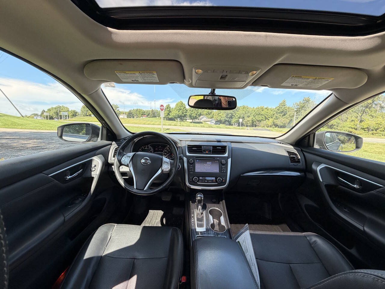 Used 2016 Nissan Altima 2.5 SL w/ 2.5 Technology Package FWD image 23